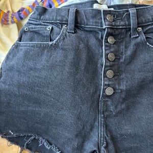 ABERCROMBIE - high rise mom short curve love (size 28)